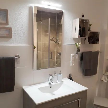 בית אירוח Spahn In *